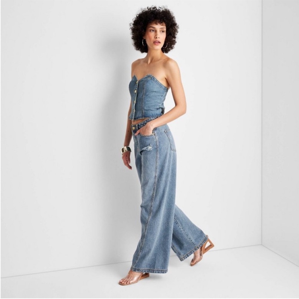 Women's High-Rise Distressed Wide Leg
Jeans - Jenee Naylor Medium Wash - Picture 3 of 5